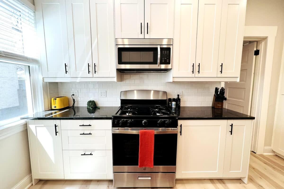 Trendy And Stylish 3Br Uptown Duplex With Balcony Apartment Minneapolis Exterior photo
