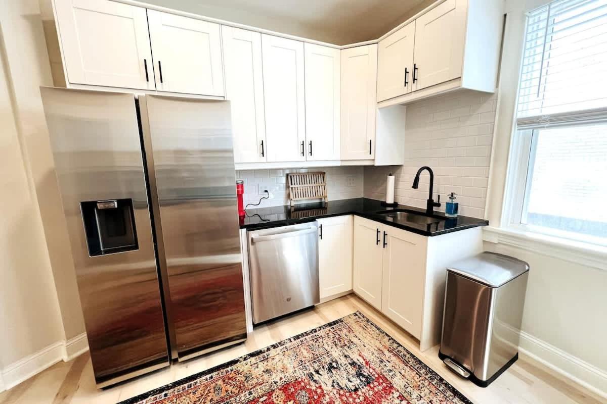 Trendy And Stylish 3Br Uptown Duplex With Balcony Apartment Minneapolis Exterior photo